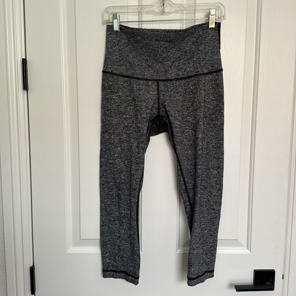 Athletic Grey lululemon cropped pant
